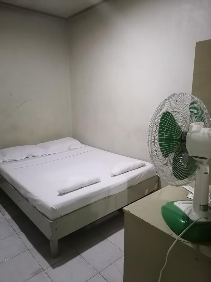Parkview Hotel Cagayan de Oro Quarto foto